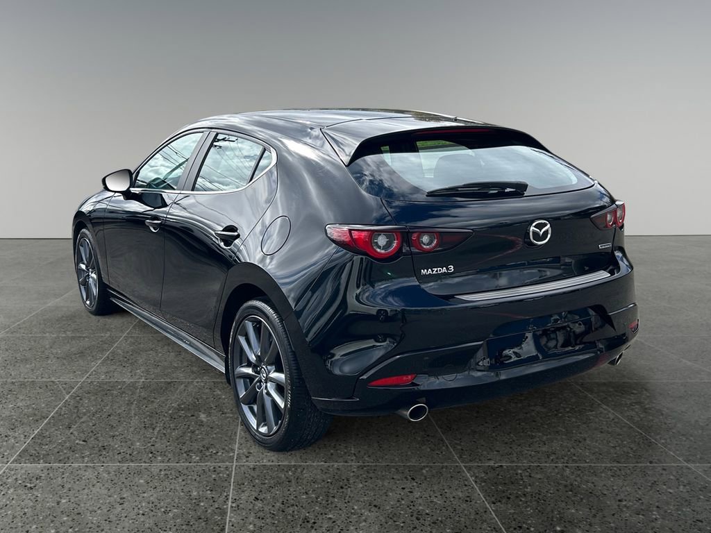 Used 2024 MAZDA MAZDA3 s FWD image 7