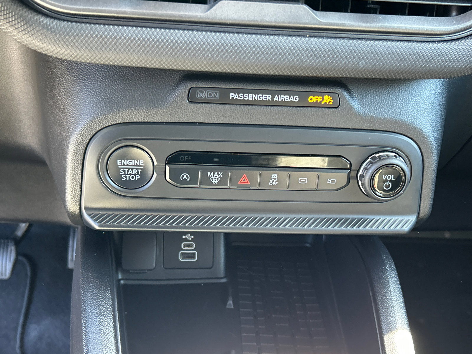 Certified 2025 Ford Bronco Sport Big Bend w/ Convenience Package image 18