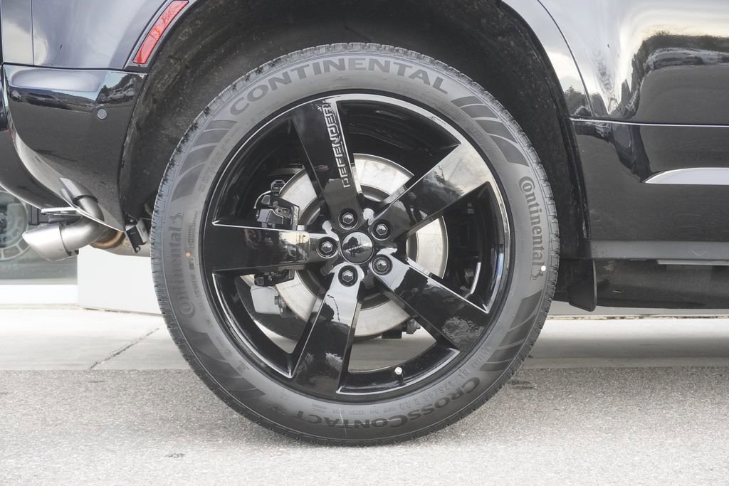 New 2026 Land Rover Defender 110 V8 image 32