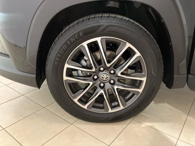 Used 2026 Toyota Corolla Cross XLE w/ Convenience Package AWD/4WD image 30