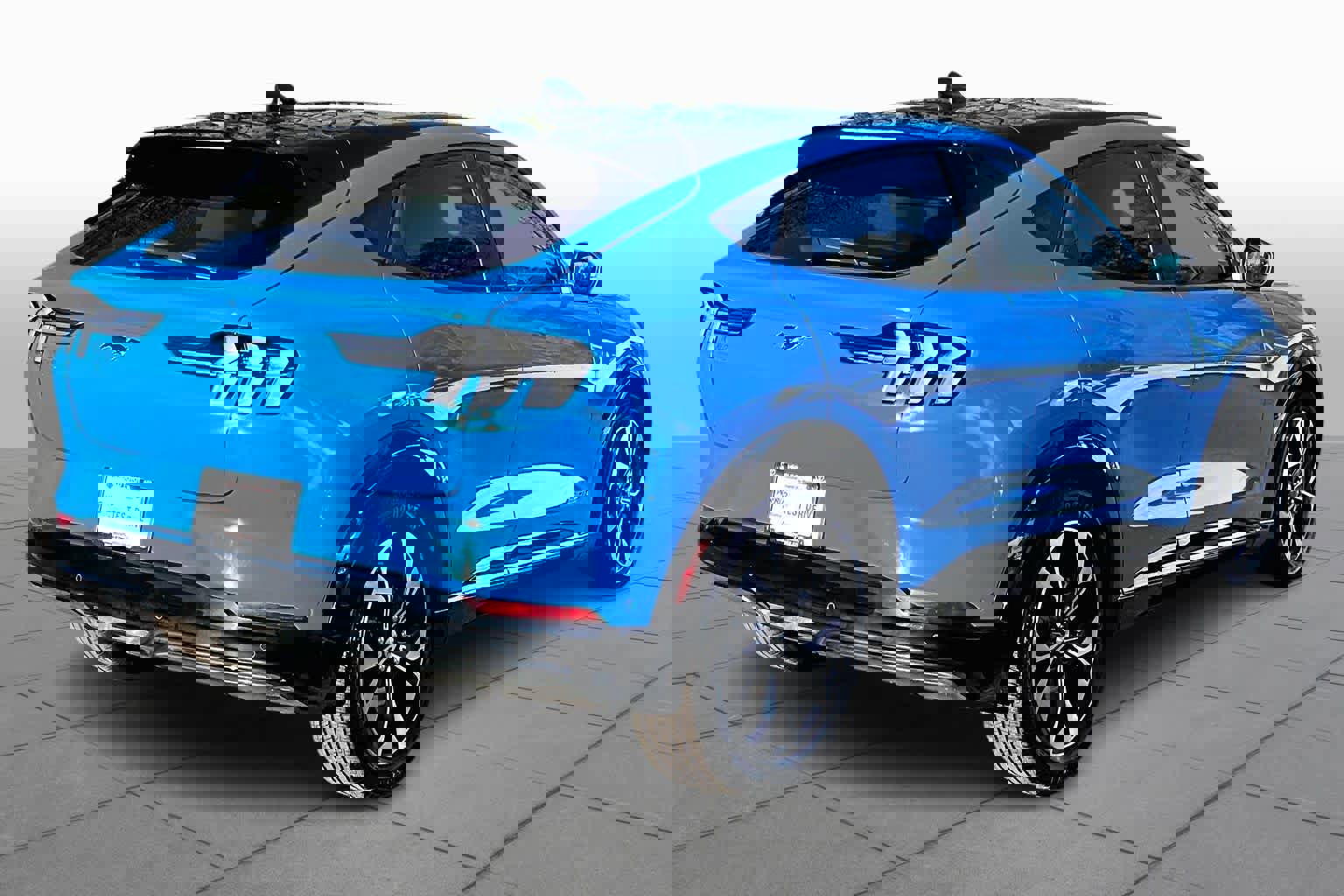 Used 2023 Ford Mustang Mach-E Premium image 21