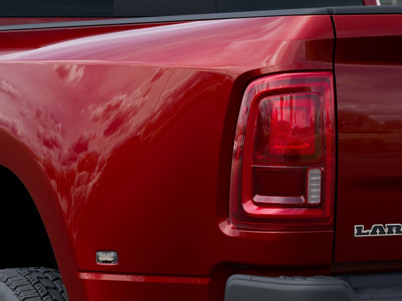 New 2026 RAM 3500 Laramie AWD/4WD image 9