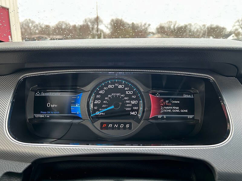 Used 2018 Ford Taurus SHO image 16