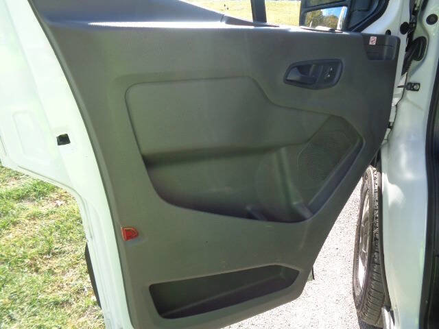 Used 2020 Ford Transit 250 Medium Roof image 11