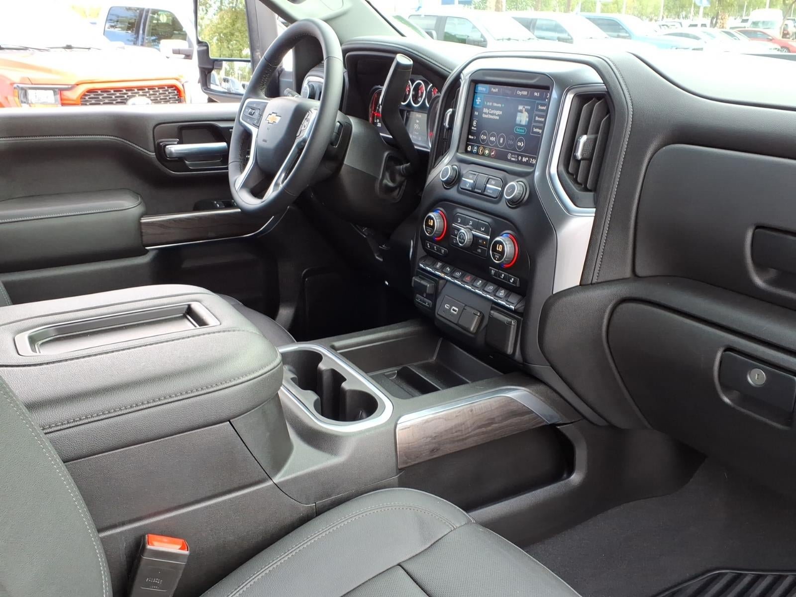 Used 2022 Chevrolet Silverado 2500 LTZ w/ LTZ Plus Package AWD/4WD image 10
