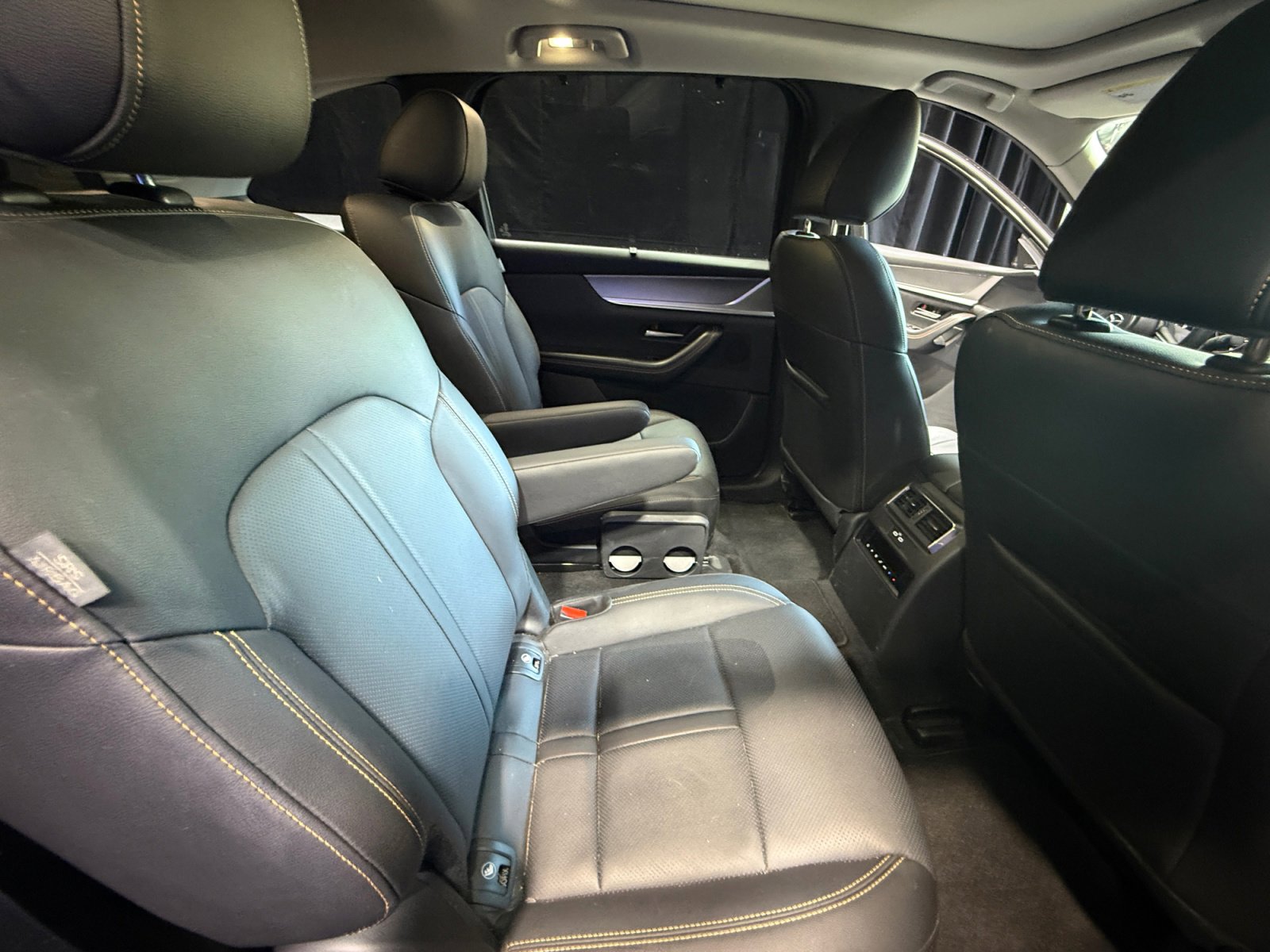 Used 2024 MAZDA CX-90 Plug-In Hybrid w/ Premium Pkg image 18