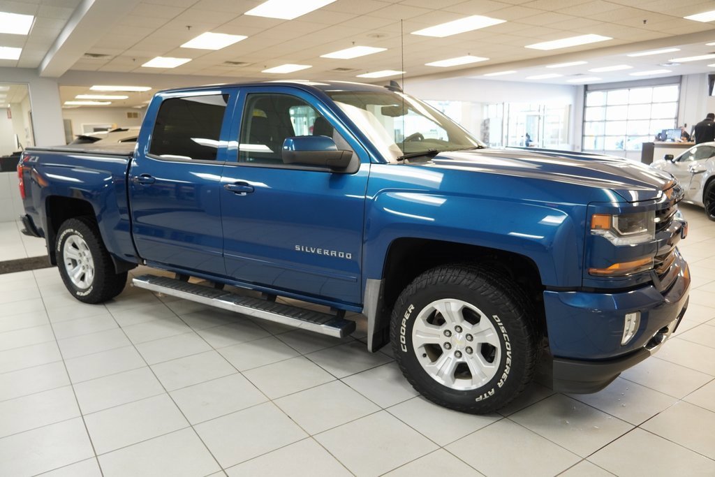 Used 2018 Chevrolet Silverado 1500 LT w/ All Star Edition image 13