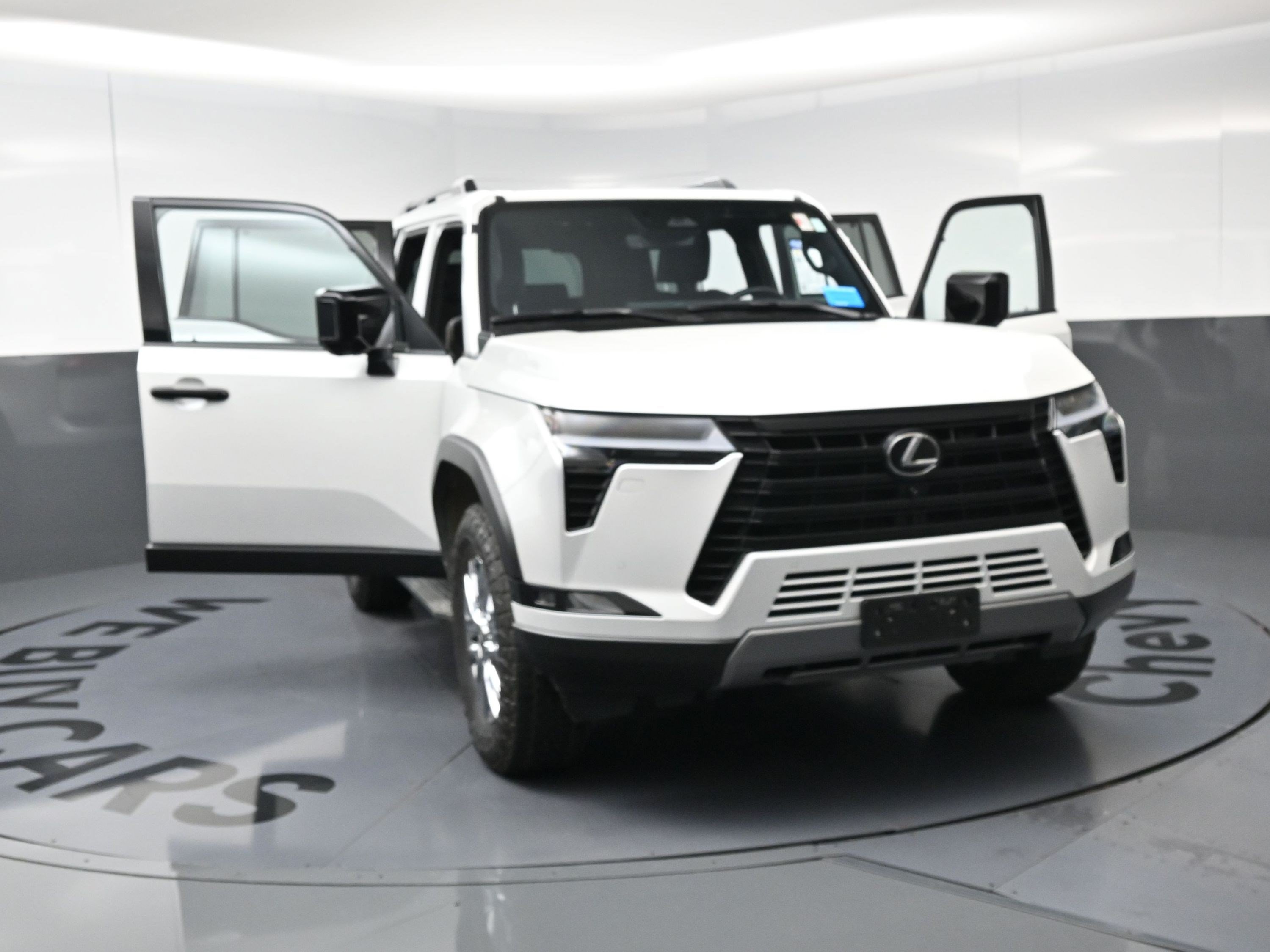 Used 2024 Lexus GX 550 AWD/4WD image 14