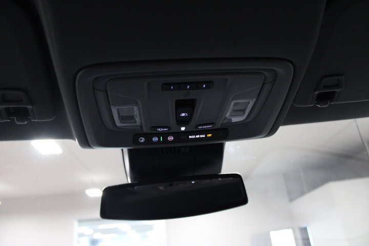 Used 2026 Chevrolet Silverado 1500 LTZ AWD/4WD image 39