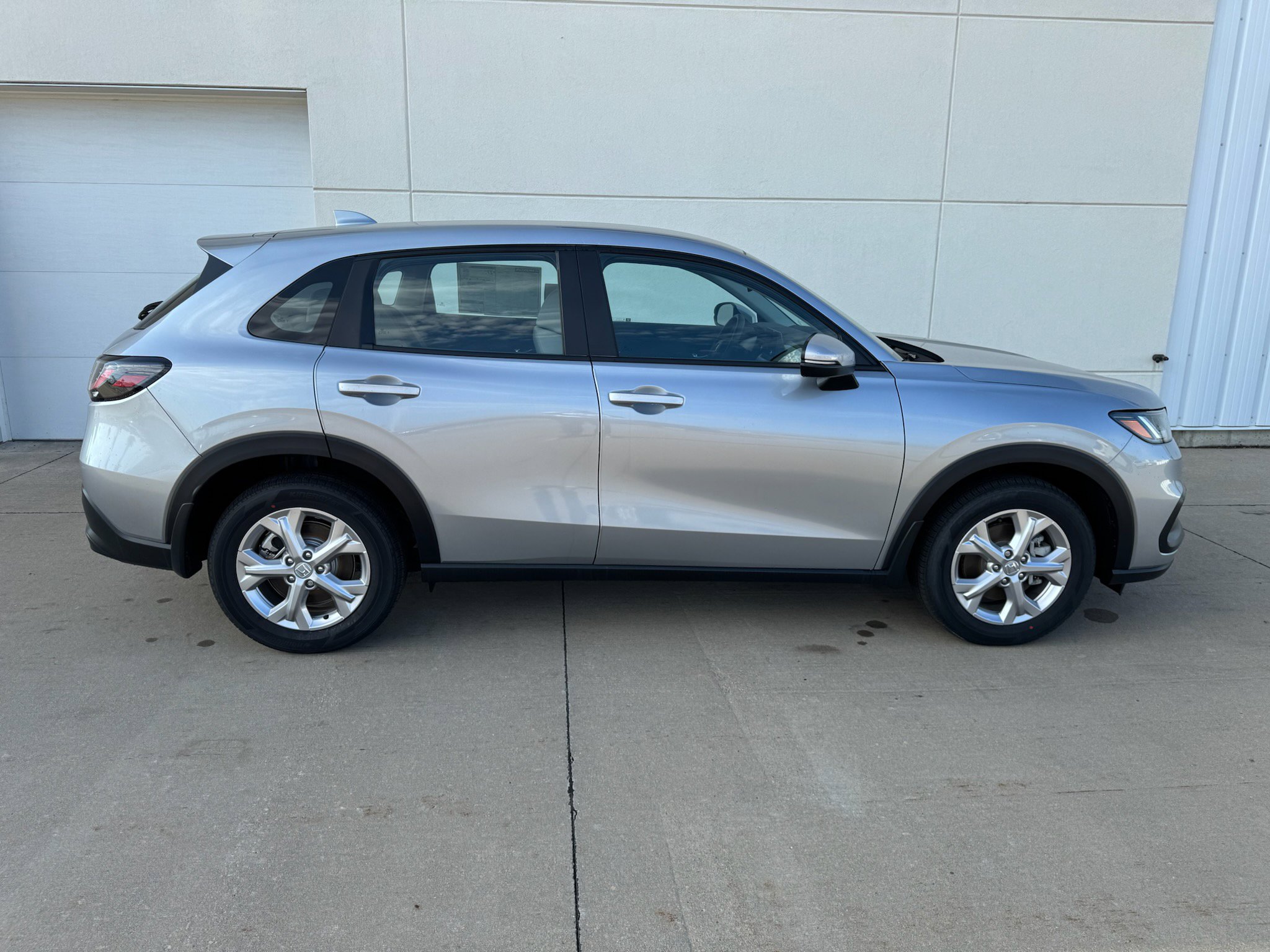 New 2025 Honda HR-V LX