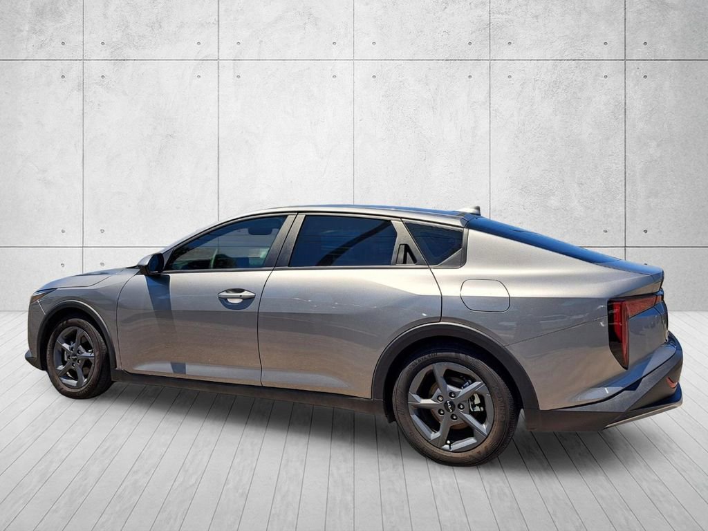 Used 2025 Kia K4 FWD image 6