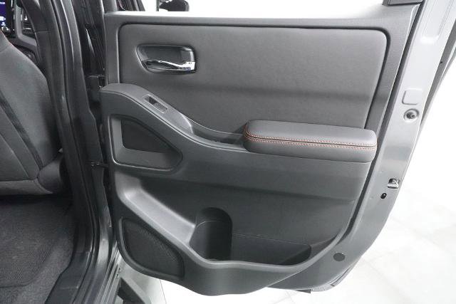 Used 2023 Nissan Frontier PRO-4X w/ Pro Convenience Package AWD/4WD image 30