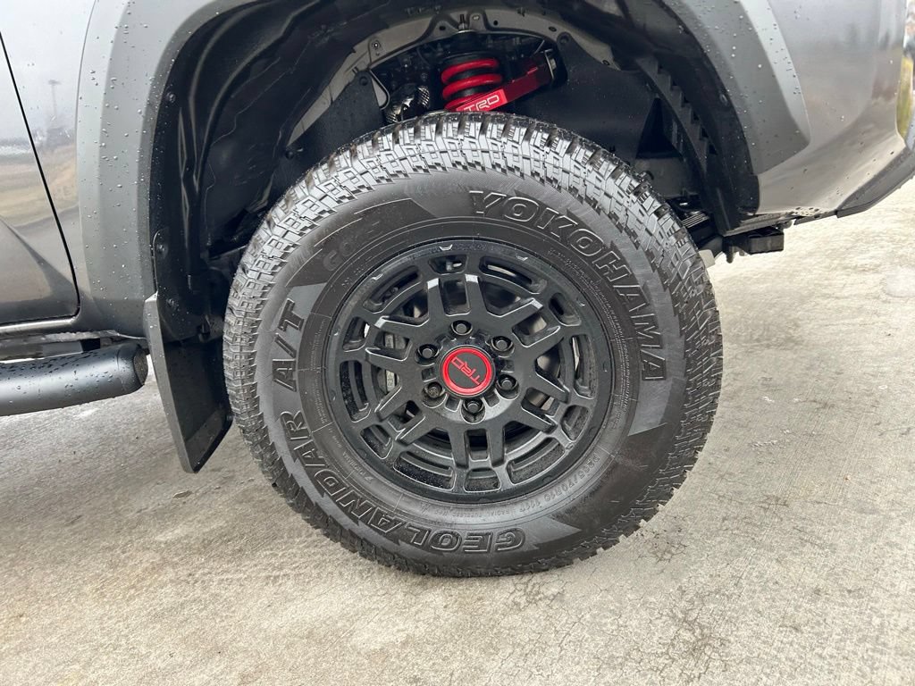 Used 2023 Toyota Tacoma TRD Pro AWD/4WD image 32