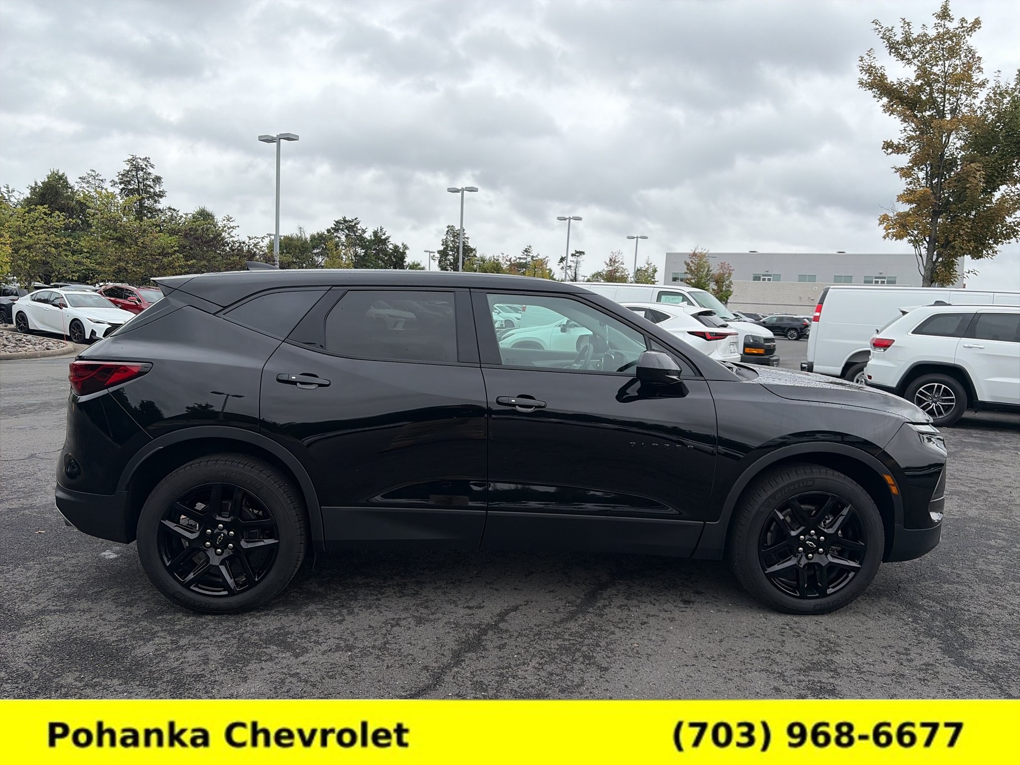 Used 2024 Chevrolet Blazer LT w/ Redline Edition AWD/4WD image 8