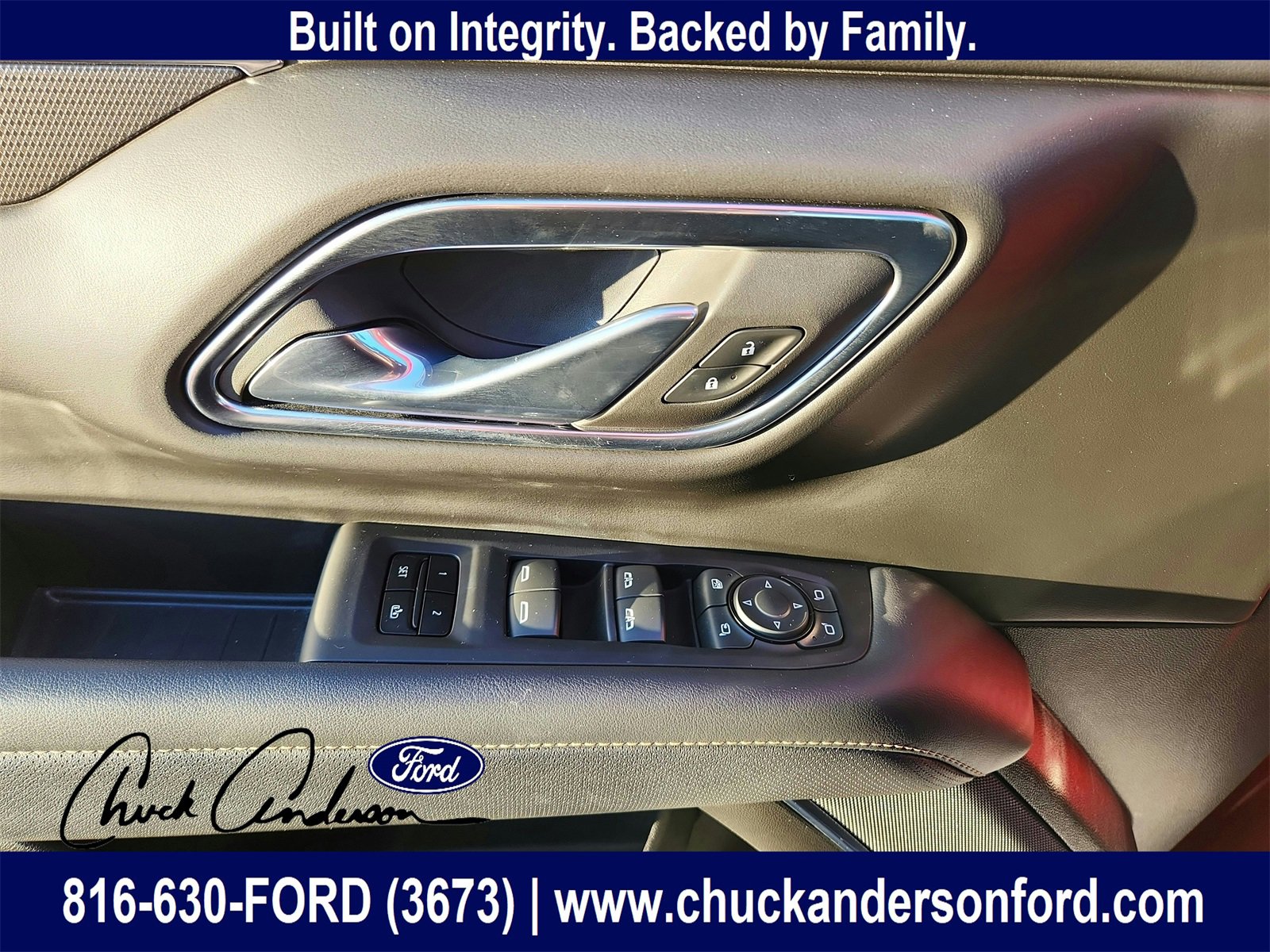 Used 2024 GMC Yukon AT4 w/ AT4 Premium Package image 20