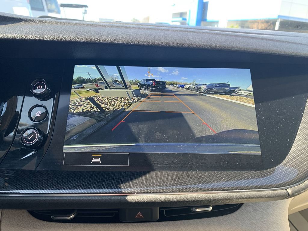 Used 2023 Buick Envision Preferred image 22