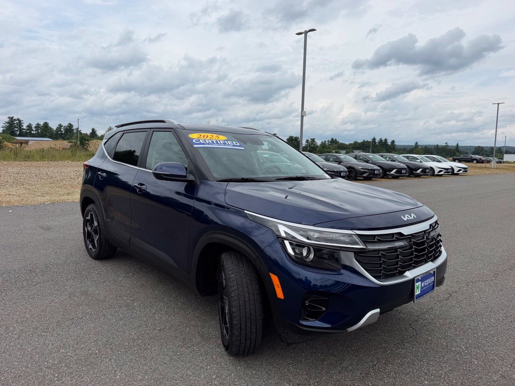 Used 2025 Kia Seltos EX w/ EX Sunroof Package AWD/4WD image 4