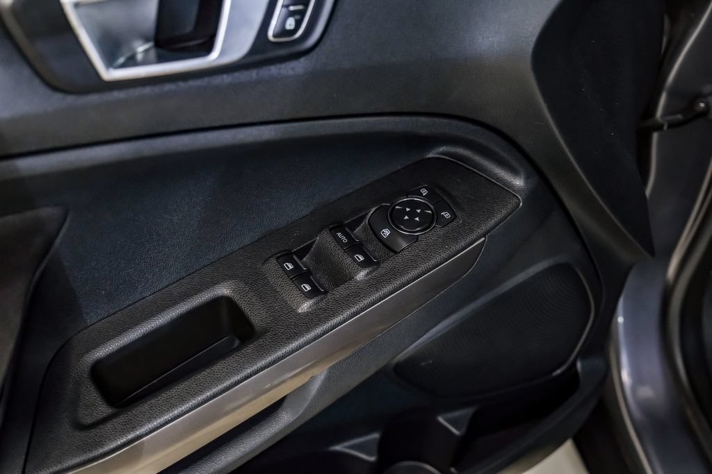Used 2019 Ford EcoSport SE FWD image 43