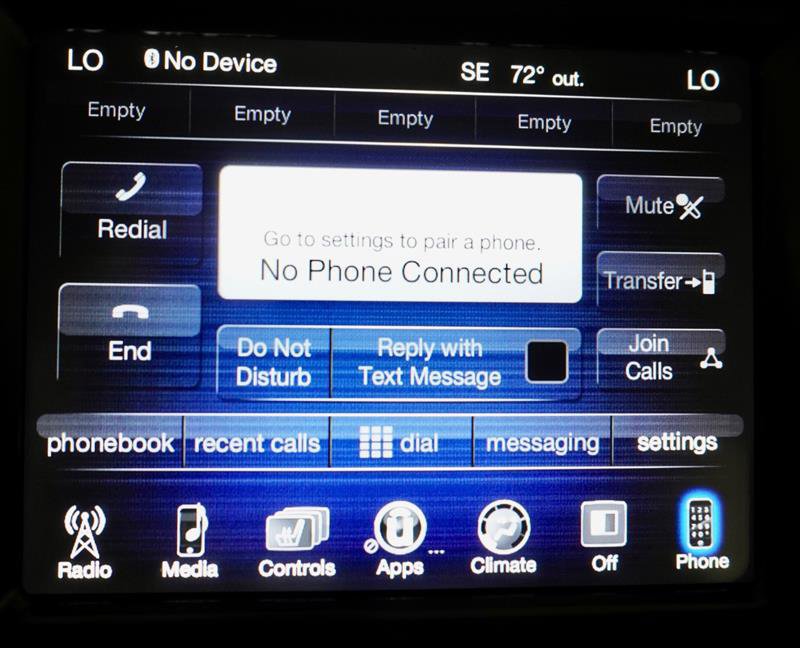 Used 2015 Chrysler 300 Limited image 16