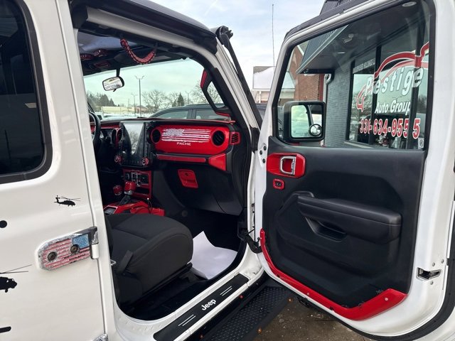 Used 2018 Jeep Wrangler Unlimited Sport S image 36