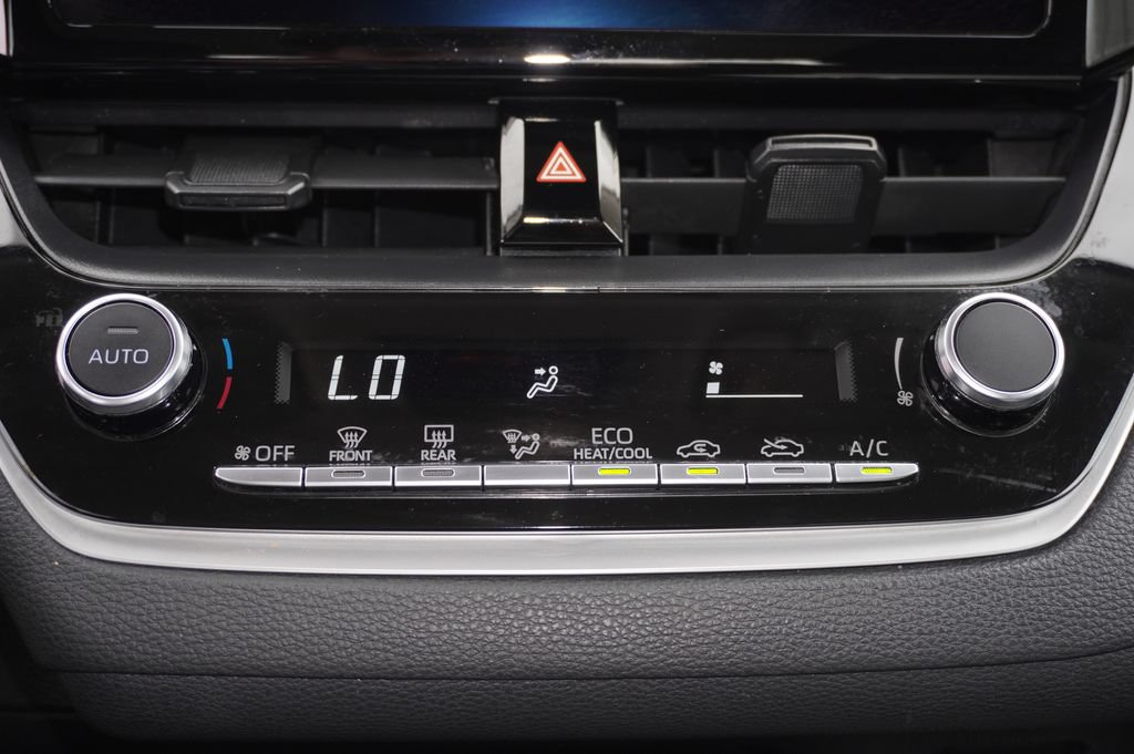 Certified 2024 Toyota Corolla LE FWD image 15