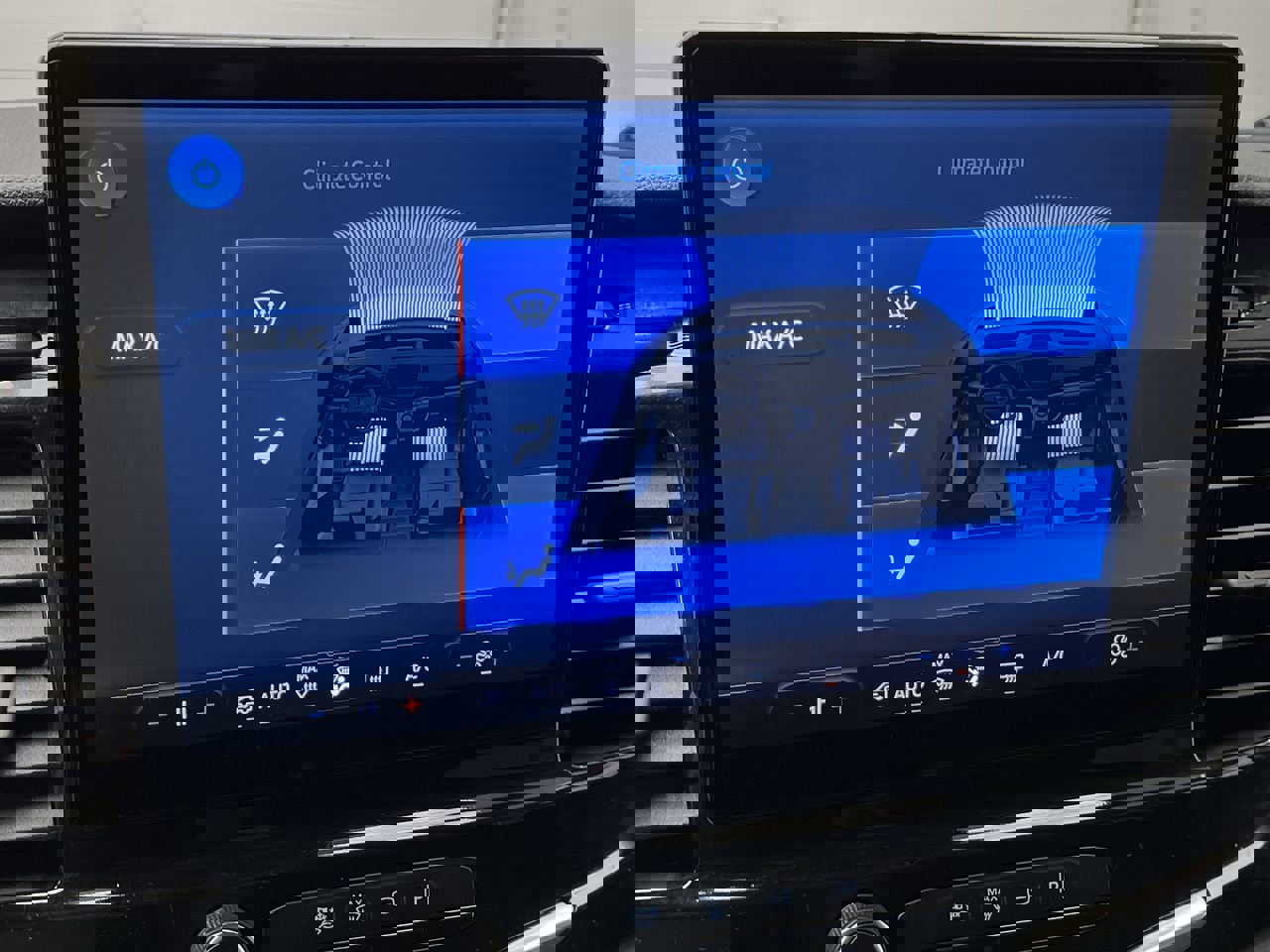 Used 2023 Ford Transit 350 XLT image 19