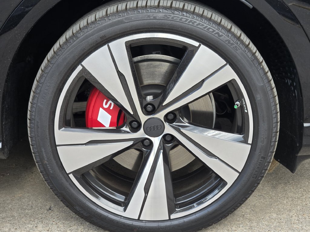 New 2026 Audi SQ5 Prestige AWD/4WD image 15