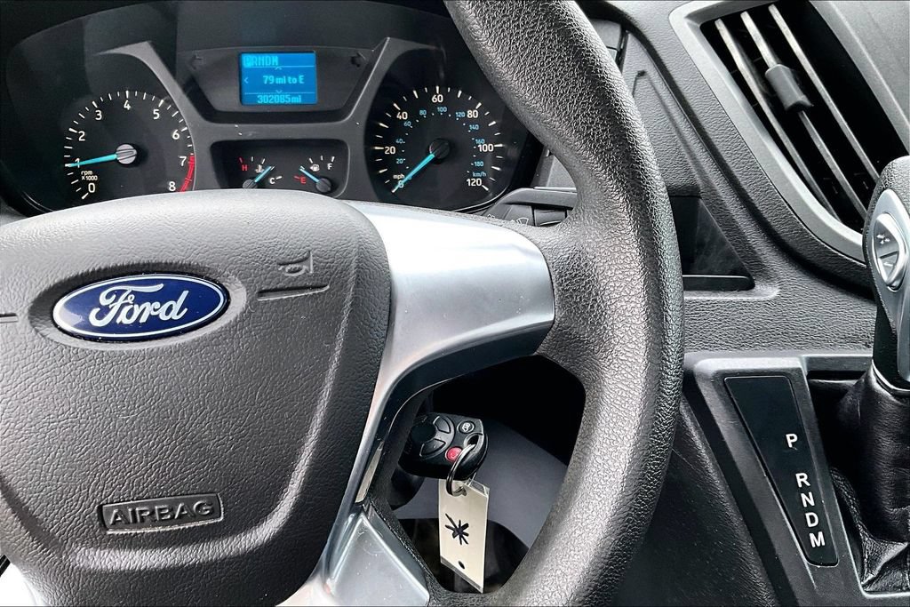 Used 2018 Ford Transit 250 130 Low Roof w/ Exterior Upgrade Package RWD image 12