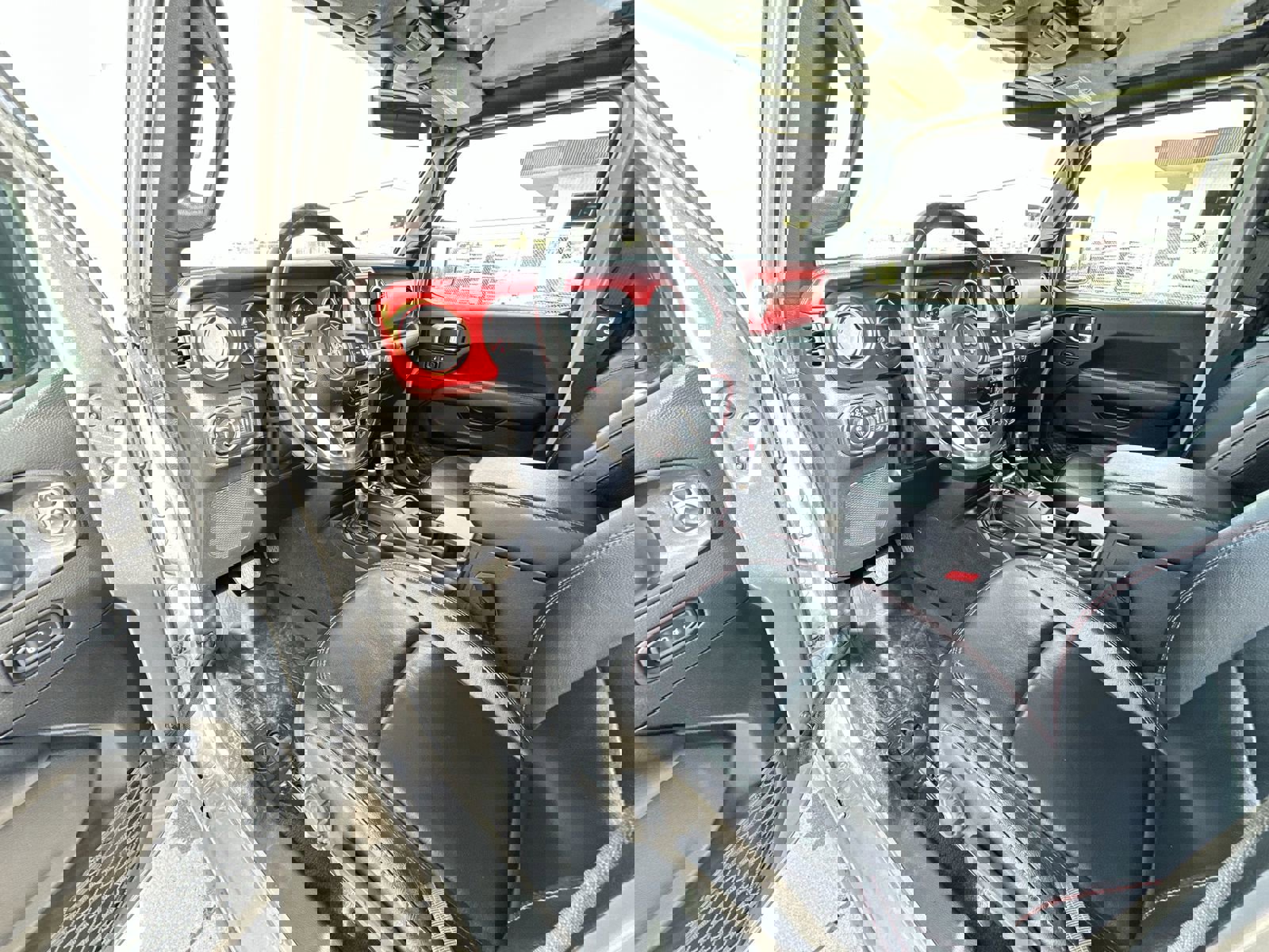 Used 2020 Jeep Gladiator Rubicon AWD/4WD image 10