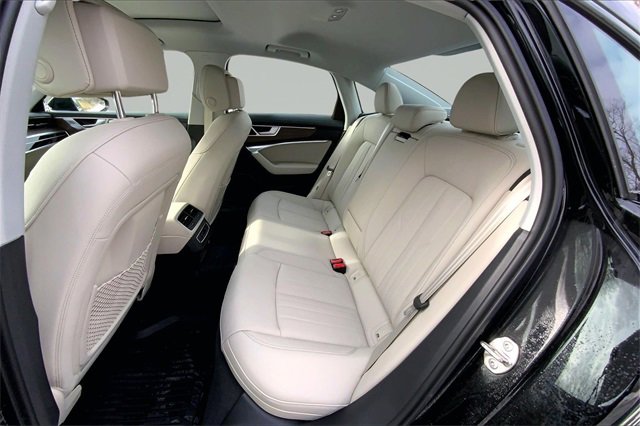Used 2025 Audi A6 3.0T Premium w/ Convenience Package image 19