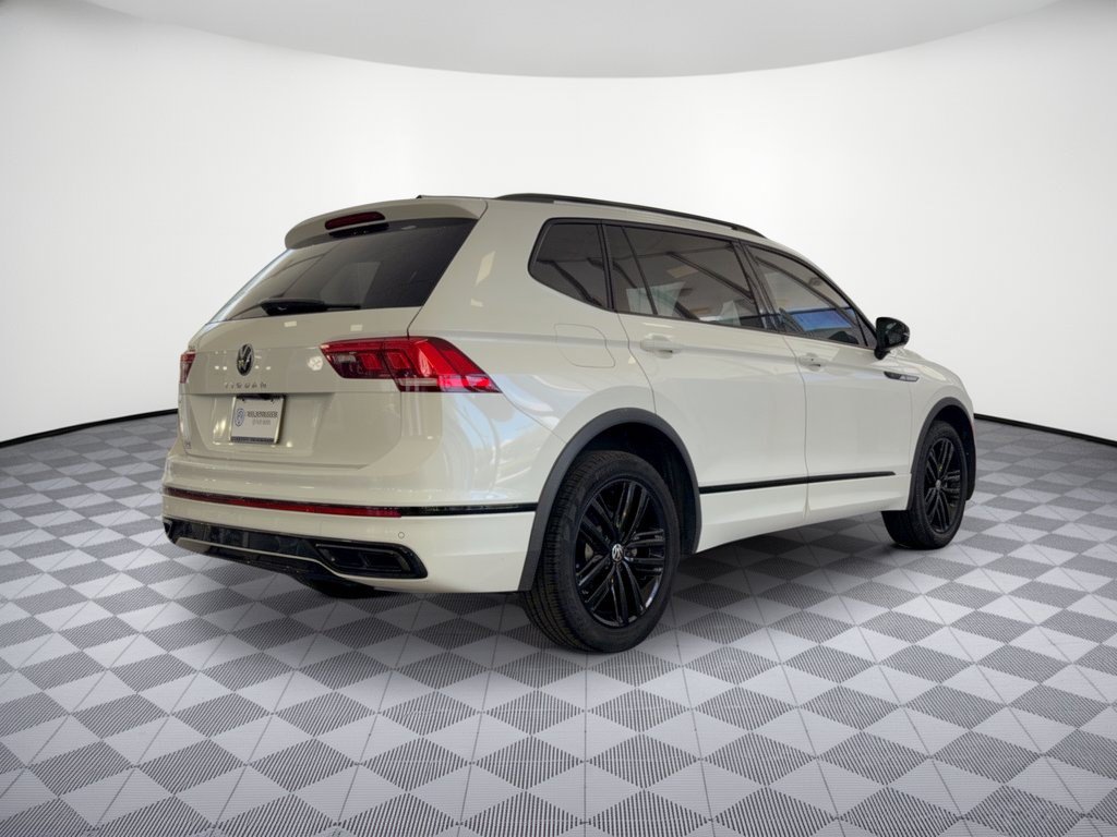 Used 2022 Volkswagen Tiguan SE R-Line FWD image 9