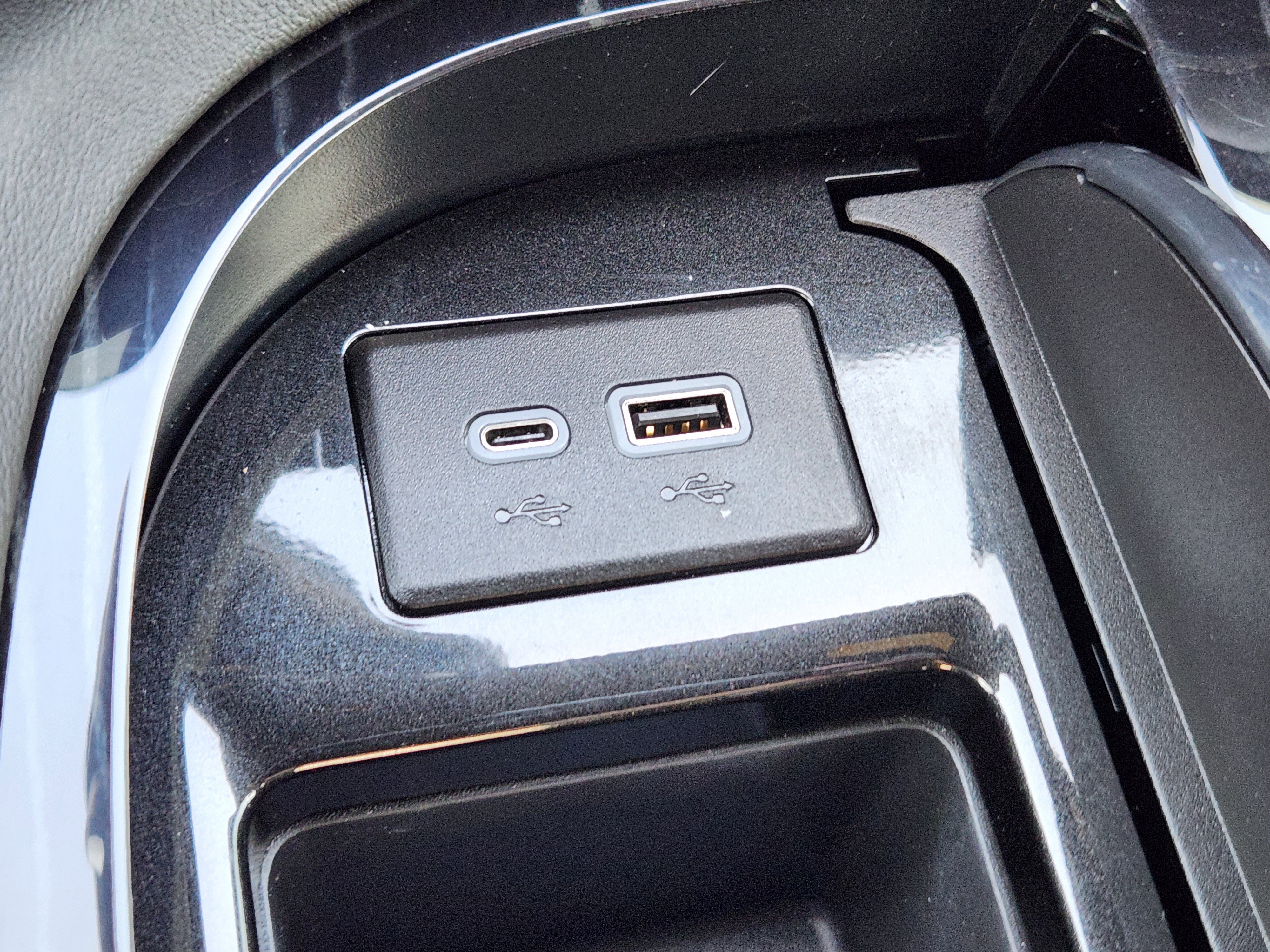 Certified 2024 Cadillac Escalade Sport w/ Touring Package image 20