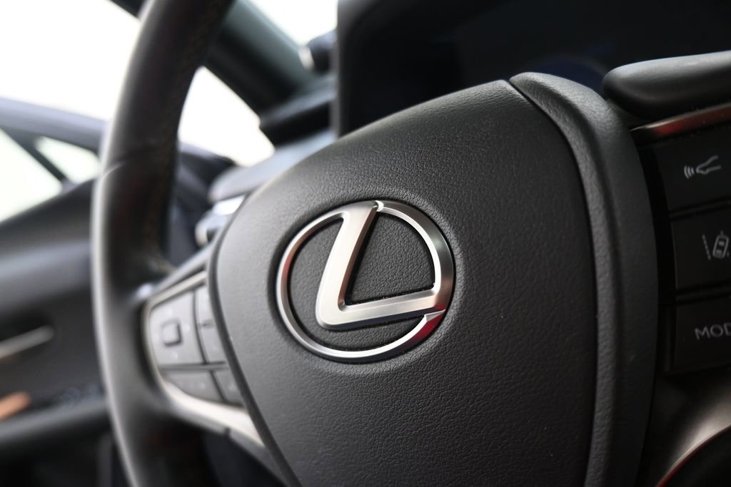 Used 2021 Lexus UX 250h w/ Premium Package AWD/4WD image 32