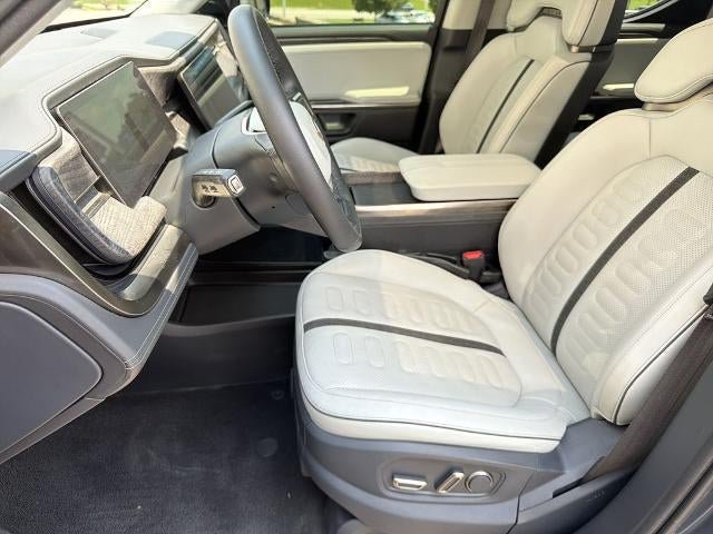 Used 2022 Rivian R1T Launch Edition AWD/4WD image 9
