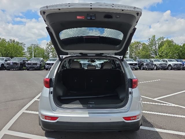 Used 2017 Kia Sportage EX w/ EX Technology Package FWD image 10