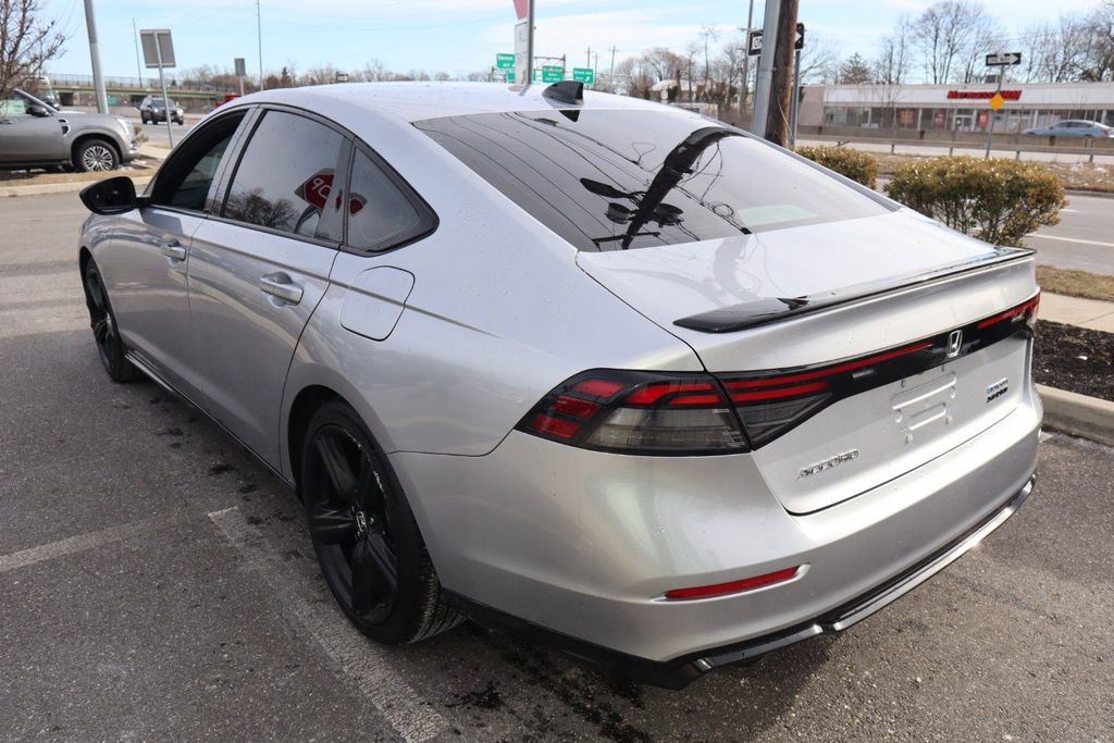 Used 2024 Honda Accord Sport image 8