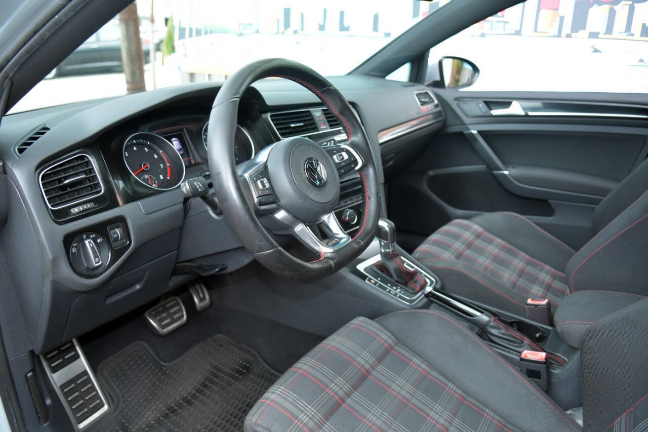 Used 2017 Volkswagen GTI S FWD image 19