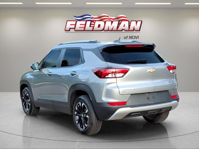 Used 2023 Chevrolet TrailBlazer LT w/ Convenience Package AWD/4WD image 3
