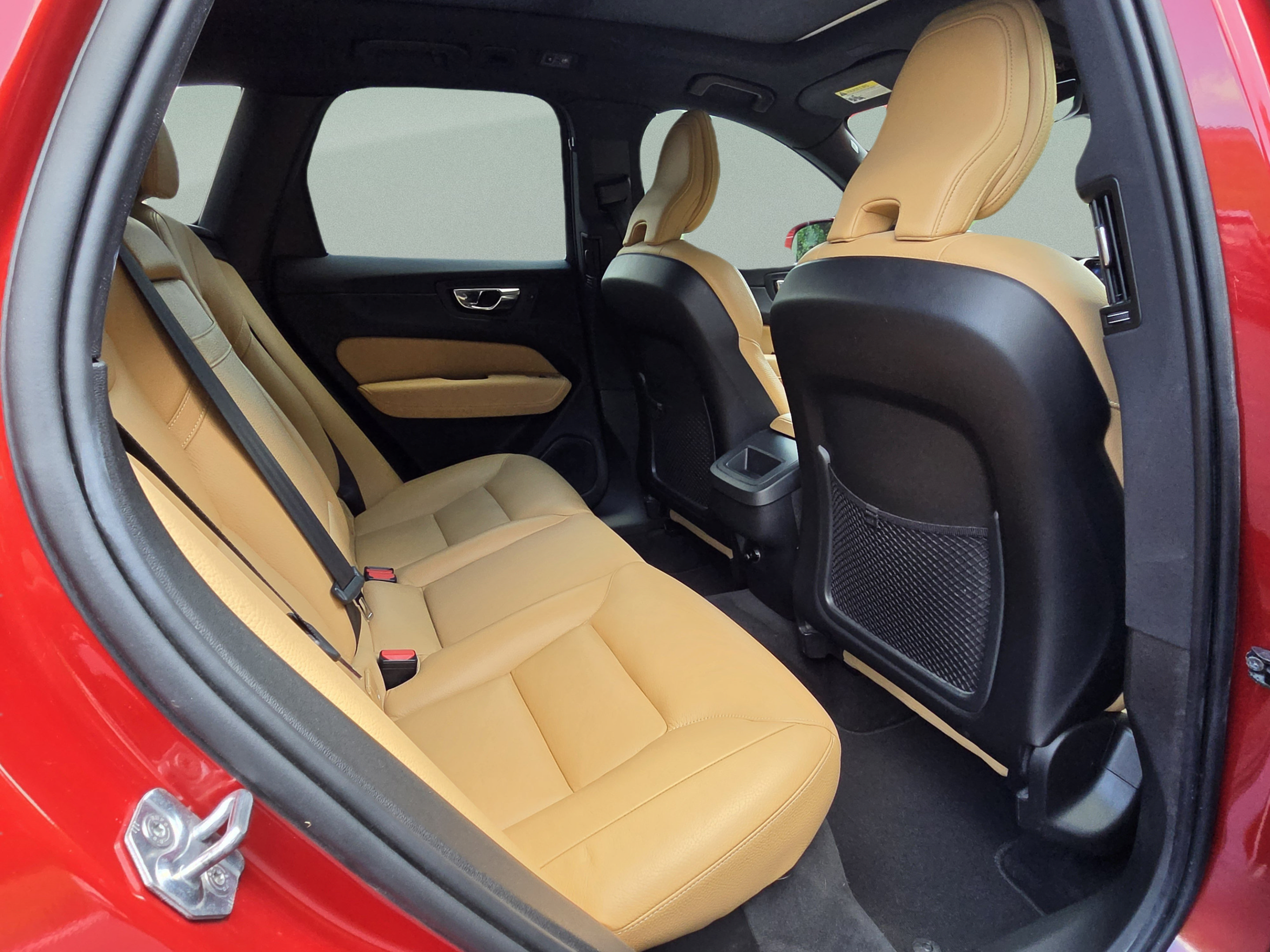 Used 2020 Volvo XC60 T5 Momentum FWD image 18