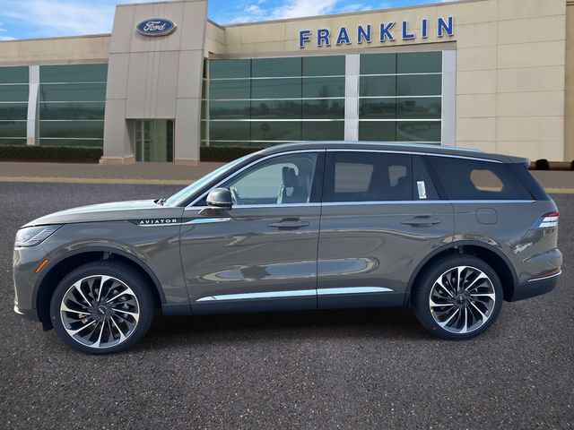 New 2026 Lincoln Aviator Reserve image 4
