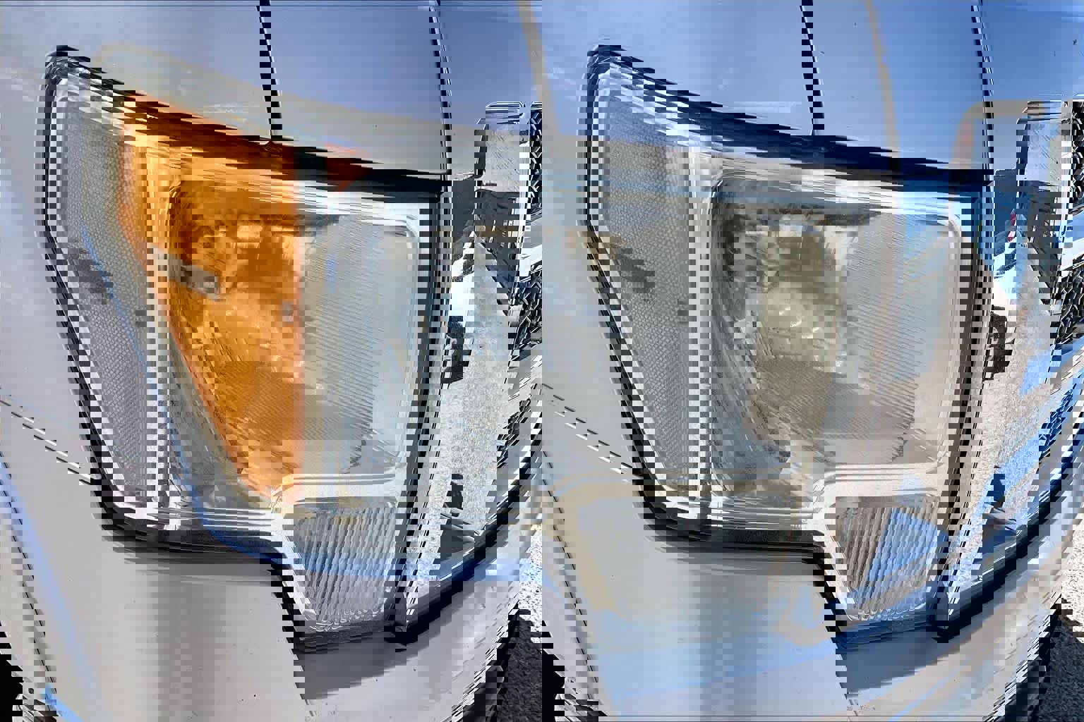 Used 2010 Ford F150 Lariat image 26