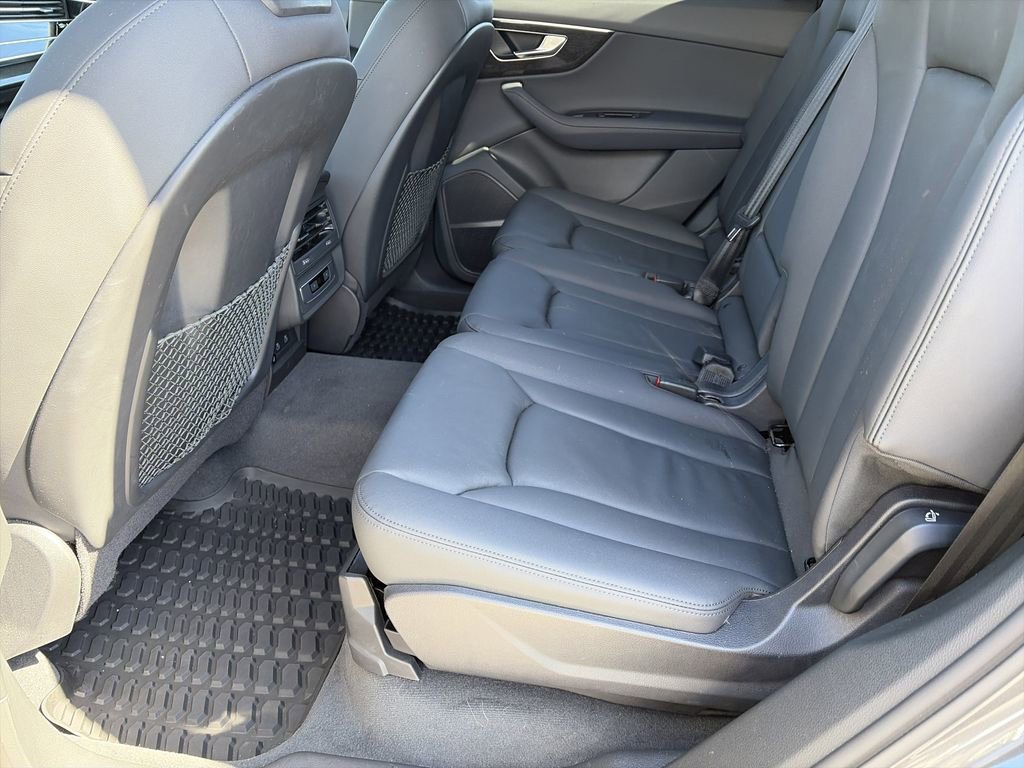 Used 2023 Audi Q7 2.0T Premium Plus w/ Premium Plus Package image 19