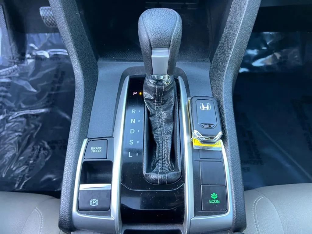 Used 2018 Honda Civic EX image 40