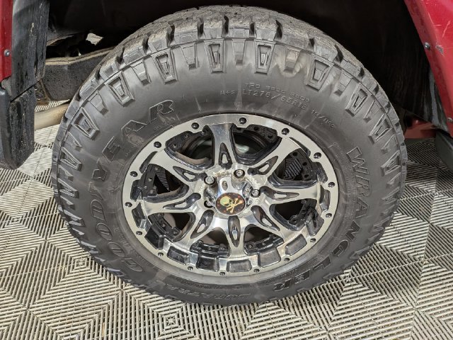 Used 2011 Jeep Wrangler Unlimited Sahara AWD/4WD image 36