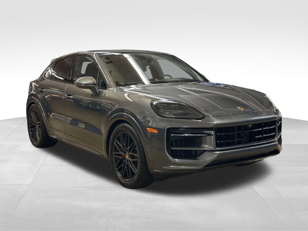 Used 2026 Porsche Cayenne GTS AWD/4WD image 9