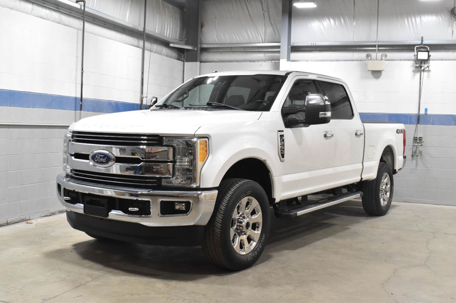 Used 2017 Ford F250 Lariat w/ Lariat Ultimate Package AWD/4WD image 7