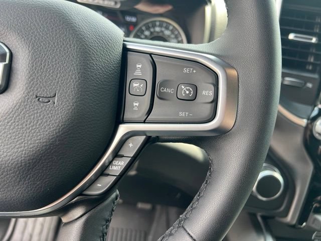Used 2025 RAM 1500 Big Horn AWD/4WD image 16