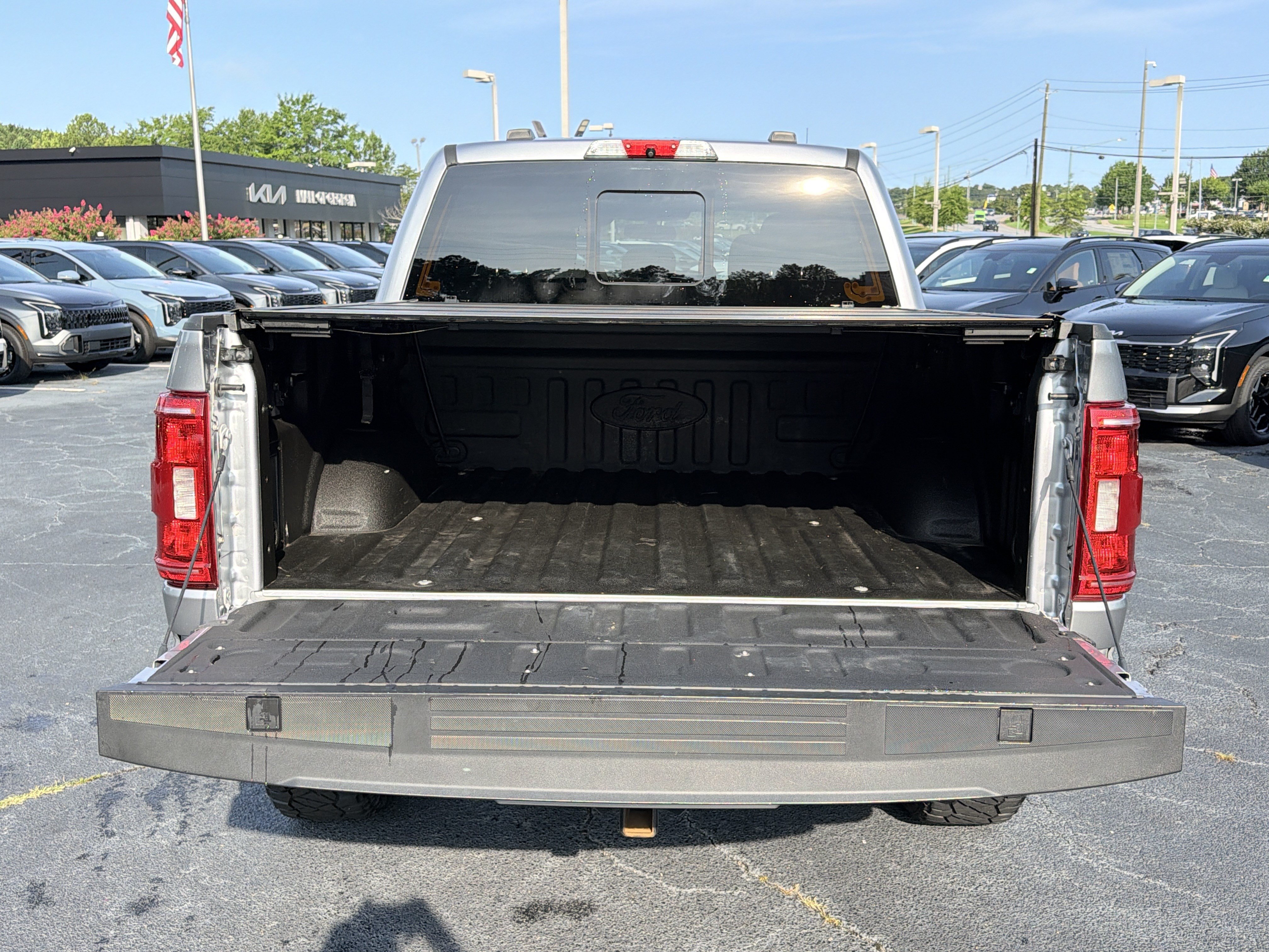 Used 2021 Ford F150 XLT w/ Equipment Group 302A High AWD/4WD image 17