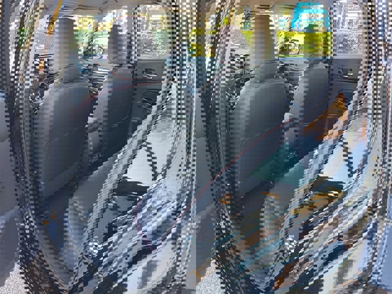 Used 2025 Nissan Altima 2.5 SR image 9