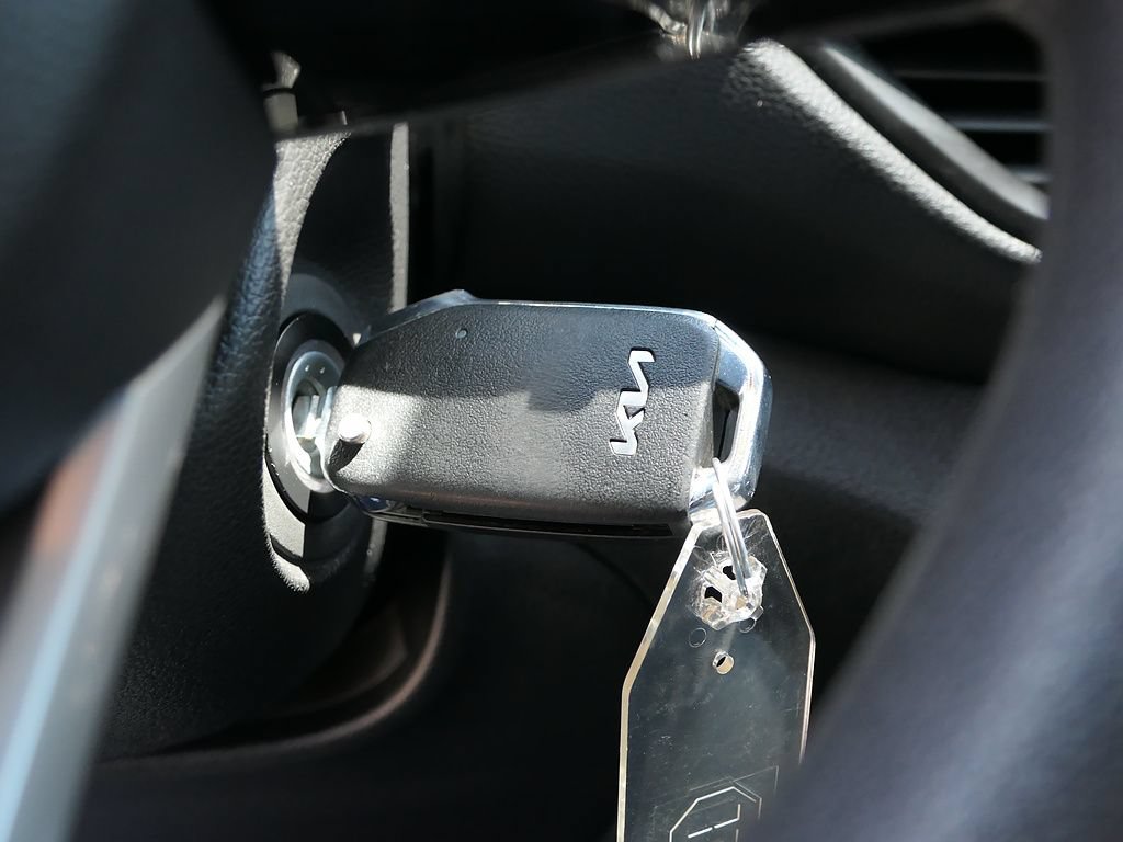 Used 2023 Kia Forte LXS w/ LXS Technology Package FWD image 16